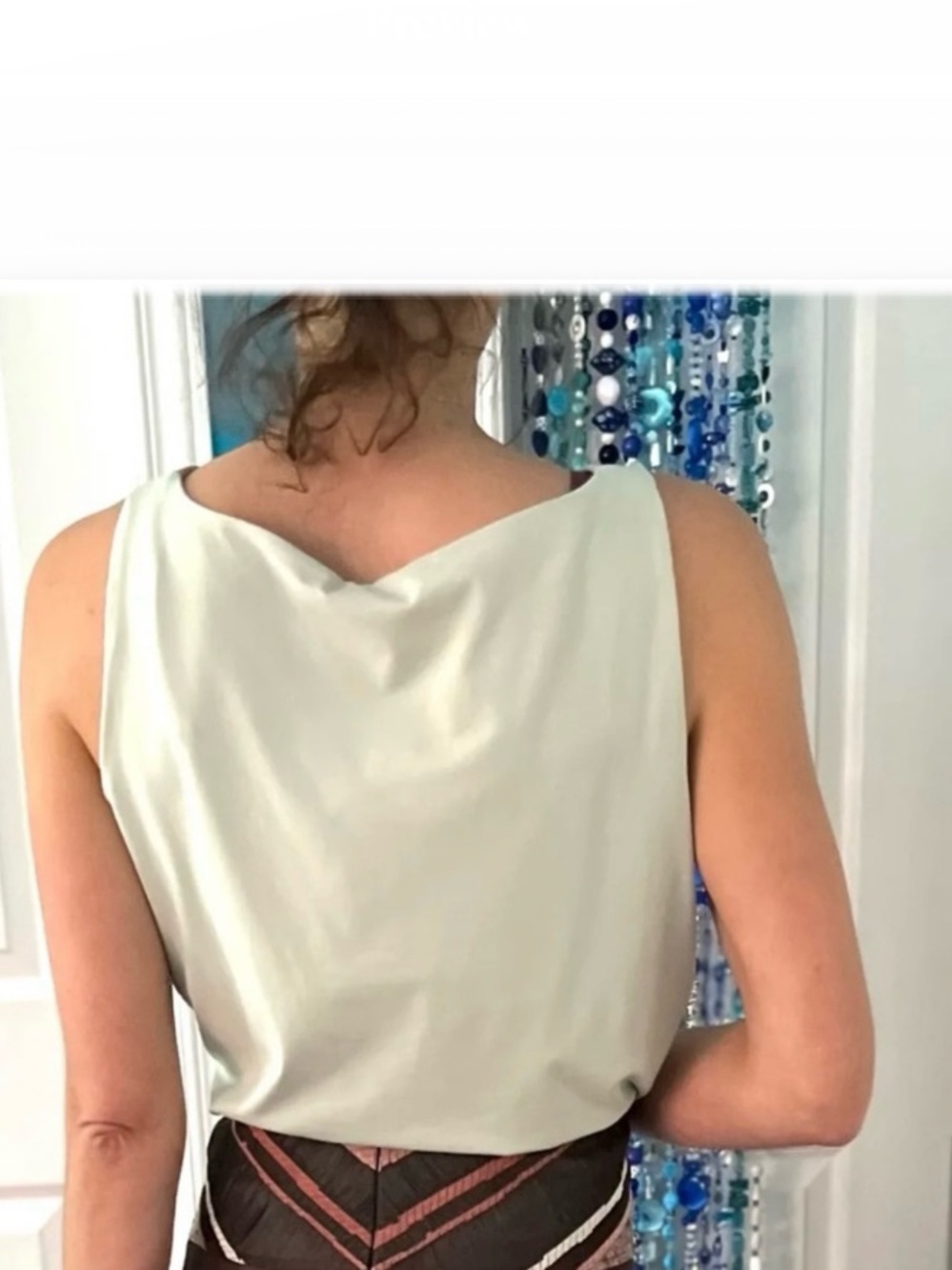 🆕 Vintage quality / greyish beige neutral / sleeveless camisole or top - New